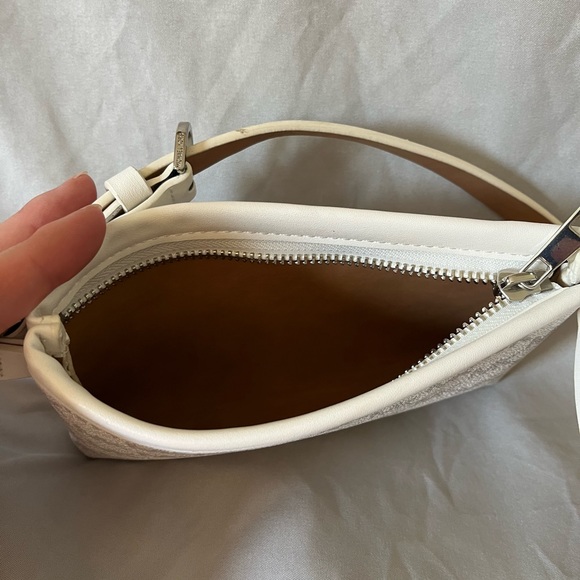 Michael Kors white mini bag wallet - Picture 2 of 2